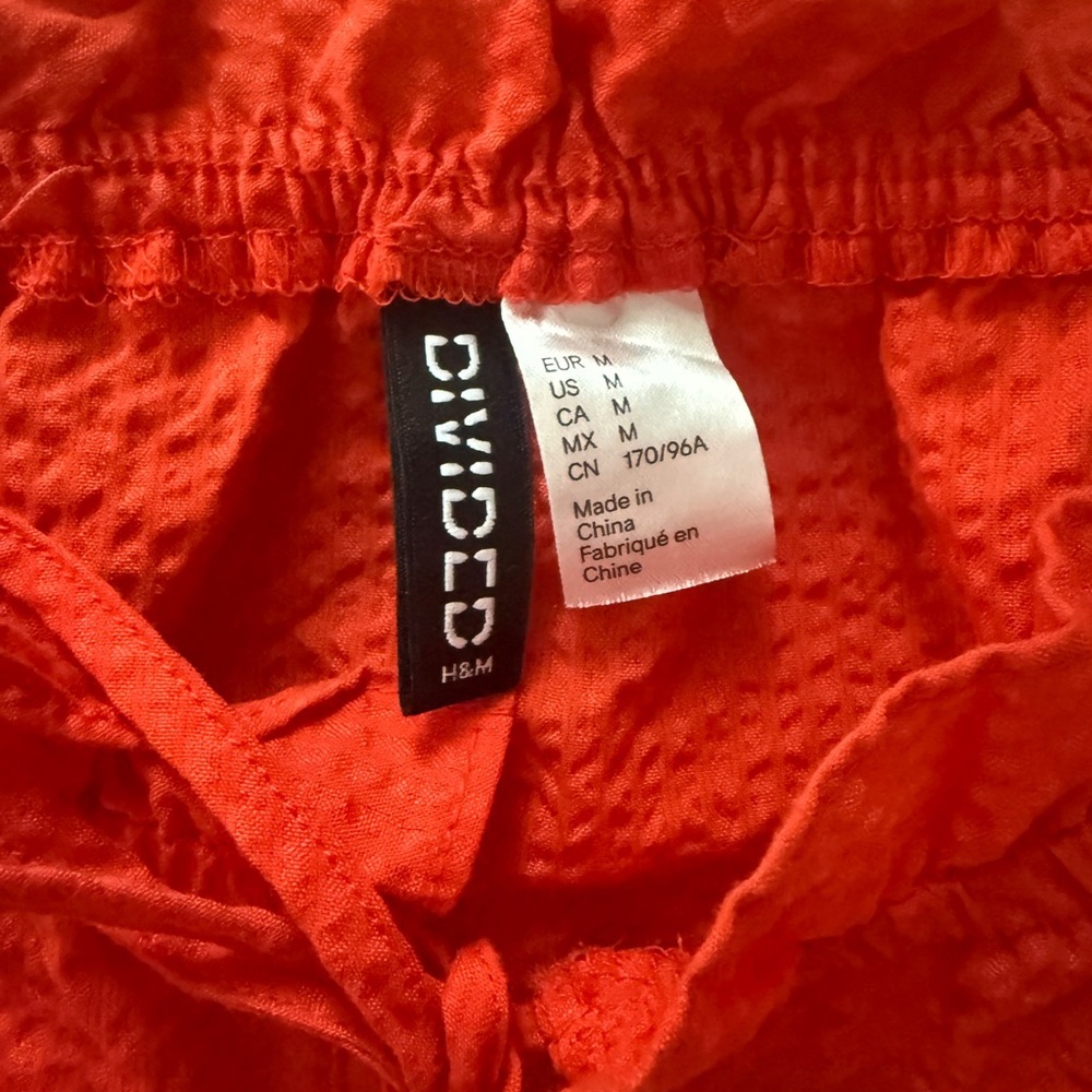 H&M Divided Red Off-Shoulder Top‎ - Picture 3 of 3